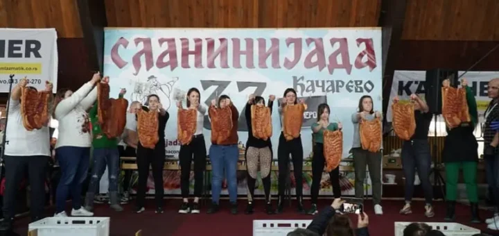 Slaninijada u Kačarevu